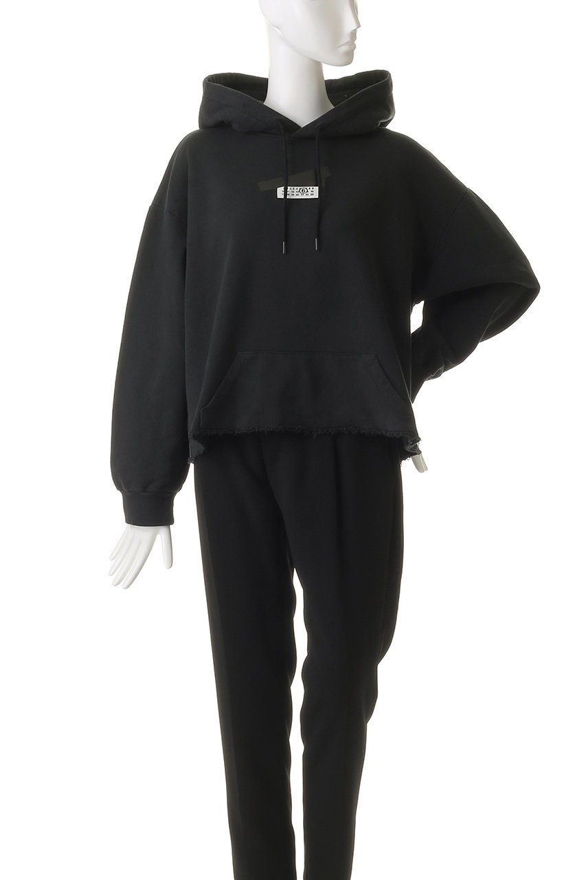 【エムエム6 メゾン マルタン マルジェラ/MM6 Maison Martin Margiela】のロゴ フーディー スウェットトップス 人気、トレンドファッション・服の通販 founy(ファニー) ファッション Fashion レディースファッション Fashion for Women トップス・カットソー Cut & Sew Tops シャツ・ブラウス・オフィスカジュアル Elegant Blouses & Button-Ups レディースパーカー・カジュアルフーディー Casual Hoodies & Sweatshirts ロングTシャツ・Tシャツ Longline T-Shirts & Tees スウェット・クルーネックトップス Sweatshirts & Crewnecks / Relaxed Fit Sweat Tops カットソー・ベーシックTシャツ Cut-and-Sewn Tops / Stretch Tees & Basics スウェット / スエット Sweatshirt, Sweatwear スリーブ Sleeve, Long Sleeve / Short Sleeve ロング Long, Long-Length 新作・新入荷 New Arrivals / New In other-2|ID: prp329100004771176 ipo3291000000034565439