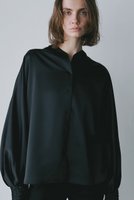 【ハー/HER.】の【11/20 12:00販売開始】サテンVネックブラウス 人気、トレンドファッション・服の通販 founy(ファニー) ファッション Fashion レディースファッション Fashion for Women トップス・カットソー Cut & Sew Tops シャツ・ブラウス・オフィスカジュアル Elegant Blouses & Button-Ups Vネックトップス V-Neck Tops / V-Cut Neckline Shirts サテン Satin, Glossy Fabric スリーブ Sleeve, Long Sleeve / Short Sleeve ロング Long, Long-Length 新作・新入荷 New Arrivals / New In |ID:prp329100004772873