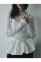 【ハー/HER.】の【11/20 12:00販売開始】バルーンドッキングニット 人気、トレンドファッション・服の通販 founy(ファニー) ファッション Fashion レディースファッション Fashion for Women トップス・カットソー Cut & Sew Tops ニット Knit Tops & Sweaters カジュアルプルオーバー・ニットトップス Pullovers & Knit Tops / Casual Pullovers ギャザー Gathered, Ruffled シンプル Simple, Minimal ドッキング Docking, Mixed Material バルーン Balloon, Balloon Silhouette 切替 Switching, Contrast Panel 新作・新入荷 New Arrivals / New In thumbnail ホワイト|ID: prp329100004772877 ipo3291000000034583799