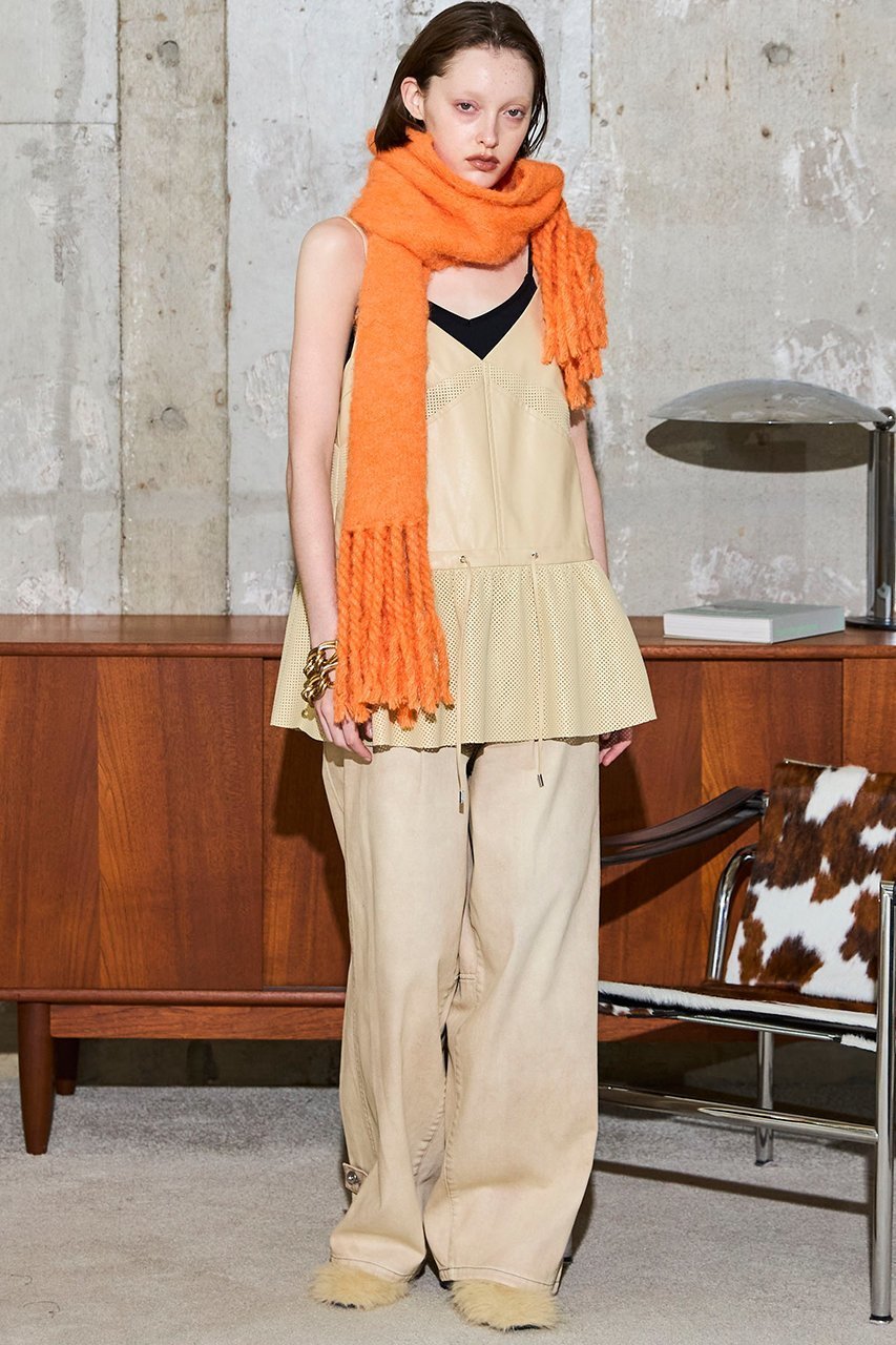 【メゾンスペシャル/MAISON SPECIAL】のsynthetic Leather Peplum Tunic/フェイクレザーペプラムチュニック 人気、トレンドファッション・服の通販 founy(ファニー) 　ファッション　Fashion　レディースファッション　Fashion for Women　ワンピース　Dresses　チュニック　Tunic Tops & Dresses　エレガント 上品　Elegant　シンプル　Simple, Minimal　チュニック　Tunic, Long Top　フェイクレザー　Faux Leather, PU Leather　ペプラム　Peplum, Flared Hem　リュクス　Luxury, Elegant, High-End, Chic　other-8|ID: prp329100004773653 ipo3291000000034594743