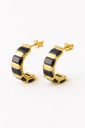 【ヌキテパ/NE QUITTEZ PAS】の【UPALA】 RECTANGLE GEM ミニ フープ スタッド ピアス 人気、トレンドファッション・服の通販 founy(ファニー) ファッション Fashion レディースファッション Fashion for Women ジュエリー Jewelry ファッションリング Fashion Rings イヤリング・フープ・ドロップタイプ Hoop, Drop & Clip Earrings 2025年 2025 2025-2026秋冬・A/W Autumn/Winter 2025–26 AW25–26 おすすめ Recommended / Our Picks イヤリング Earrings シンプル Simple, Minimal ストーン Stone, Gem-Like フレーム Frame, Outline フープ Hoop, Hoop Earrings メガネ Glasses, Eyewear モダン Modern, Contemporary A/W・秋冬 Autumn/Winter |ID:prp329100004774318