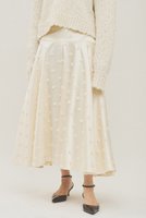 【ウィムガゼット/Whim Gazette】のボンボンジャガードスカート 人気、トレンドファッション・服の通販 founy(ファニー) ファッション Fashion レディースファッション Fashion for Women スカート Skirts ロングスカート Long Skirts / Maxi & Midi Skirts エレガント 上品 Elegant サスペンダー Suspenders, Braces サテン Satin, Glossy Fabric ジャカード/ジャガード Jacquard, Woven Pattern ドット Polka Dot, Dot Pattern フレア Flare, Flared ロング Long, Long-Length 別注 Limited Edition, Custom Order 新作・新入荷 New Arrivals / New In |ID:prp329100004774339