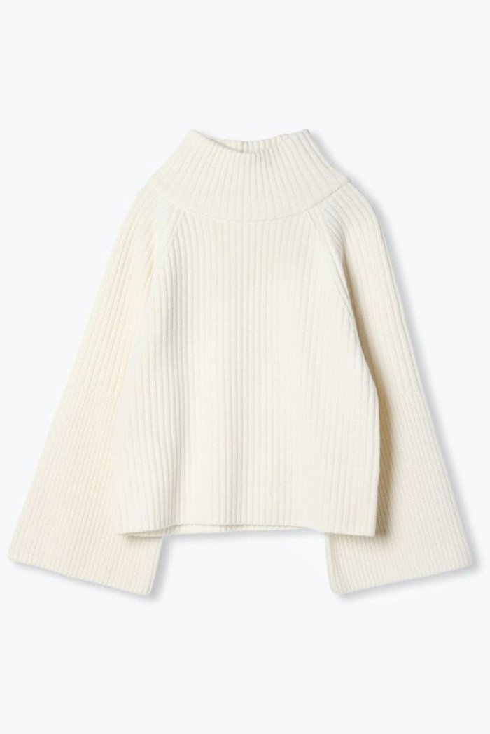 【レリル/lelill】のラムナイロンオフタートル インテリア・キッズ・メンズ・レディースファッション・服の通販 founy(ファニー) https://founy.com/ ファッション Fashion レディースファッション Fashion for Women トップス・カットソー Cut & Sew Tops ニット Knit Tops & Sweaters カジュアルプルオーバー・ニットトップス Pullovers & Knit Tops / Casual Pullovers インナー Innerwear フレアースリーブ Flared Sleeve, Bell Sleeve 新作・新入荷 New Arrivals / New In |ID: prp329100004774386 ipo3291000000034605159