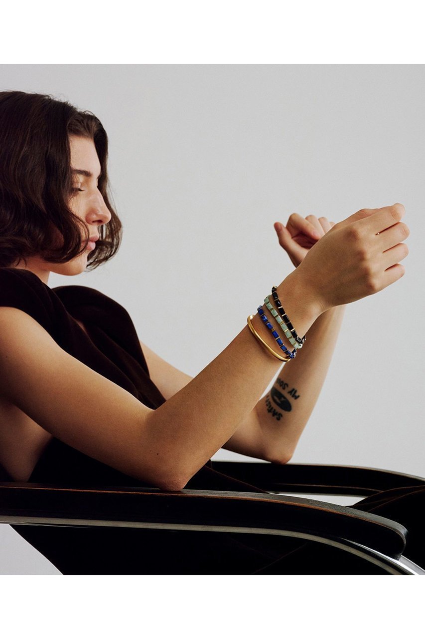 【アルティーダ ウード/ARTIDA OUD】の【11/27 0:00販売開始】amulette 「真実の愛を守りぬく」ラベンダーアメジスト ガムシェイプ ブレスレット 人気、トレンドファッション・服の通販 founy(ファニー) 　ファッション　Fashion　レディースファッション　Fashion for Women　ジュエリー　Jewelry　チェーン＆カフブレスレット　Cuff & Chain Bracelets　バングル・カフブレスレット　Bangles & Cuff Bracelets　シェイプ　Shape, Slim Fit　パープル　Purple, Violet　ブレスレット　Bracelet, Wristband　ラベンダー　Lavender　新作・新入荷　New Arrivals / New In　other-6|ID: prp329100004775354 ipo3291000000034614877