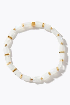 【アルティーダ ウード/ARTIDA OUD】 【11/27 0:00販売開始】amulette 「ロマンチックな幸福を呼び込む」レインボームーンストーン ガムシェイプ ブレスレット人気、トレンドファッション・服の通販 founy(ファニー) ファッション Fashion レディースファッション Fashion for Women ジュエリー Jewelry チェーン＆カフブレスレット Cuff & Chain Bracelets バングル・カフブレスレット Bangles & Cuff Bracelets シェイプ Shape, Slim Fit ブレスレット Bracelet, Wristband 新作・新入荷 New Arrivals / New In |ID:prp329100004775355