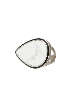 【アドリン ヒュー/Adlin Hue】 Howlite One of a Kind Mibu Black リング人気、トレンドファッション・服の通販 founy(ファニー) ファッション Fashion レディースファッション Fashion for Women エナメル Patent Leather ストーン Stone, Gem-Like モダン Modern, Contemporary 新作・新入荷 New Arrivals / New In |ID:prp329100004775363