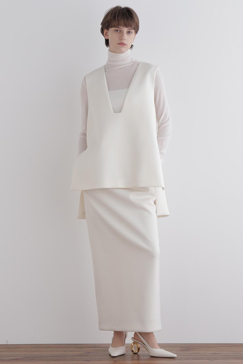 【ル フィル/LE PHIL】のスキューバーダンボールジレ 人気、トレンドファッション・服の通販 founy(ファニー) 　ファッション　Fashion　レディースファッション　Fashion for Women　アウター　Coat / Outerwear Collection　レディースジャケット・軽アウター　Jackets　おすすめ　Recommended / Our Picks　シンプル　Simple, Minimal　ジャケット　Jacket, Outerwear　スクエア　Square, Square Shape　スリット　Slit, Slit Detail　タートル　Turtleneck, Turtle Collar　ベスト　Vest, Waistcoat　ミックス　Mix, Mixed Style　モダン　Modern, Contemporary　エレガント 上品　Elegant　人気　Popular, Best Seller　再入荷　Restock / Back in Stock　other-3|ID: prp329100004775376 ipo3291000000034615018