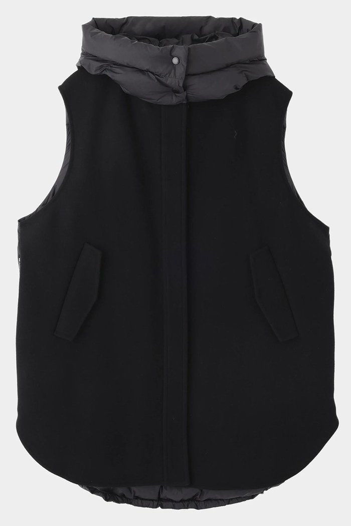 【ル フィル/LE PHIL】のソフトウールリバーダウンジレ インテリア・キッズ・メンズ・レディースファッション・服の通販 founy(ファニー) https://founy.com/ ファッション Fashion レディースファッション Fashion for Women アウター Coat / Outerwear Collection レディースジャケット・軽アウター Jackets ジャケット Jacket, Outerwear スリット Slit, Slit Detail ダウン Down, Puffer ビッグ Big, Oversized フォルム Silhouette, Form モダン Modern, Contemporary リバーシブル Reversible, Two-Sided 再入荷 Restock / Back in Stock A/W・秋冬 Autumn/Winter |ID: prp329100004775385 ipo3291000000034615095