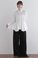 【ル フィル/LE PHIL】のダンボールワイドシルエットパンツ 人気、トレンドファッション・服の通販 founy(ファニー) ファッション Fashion レディースファッション Fashion for Women パンツ Pants & Trousers エレガント 上品 Elegant スニーカー Sneakers, Trainers セットアップ Set-Up, Coordinated Outfit ダウン Down, Puffer ドレープ Drape, Draping Fabric ペプラム Peplum, Flared Hem ワイド Wide, Wide Fit 再入荷 Restock / Back in Stock |ID:prp329100004775415