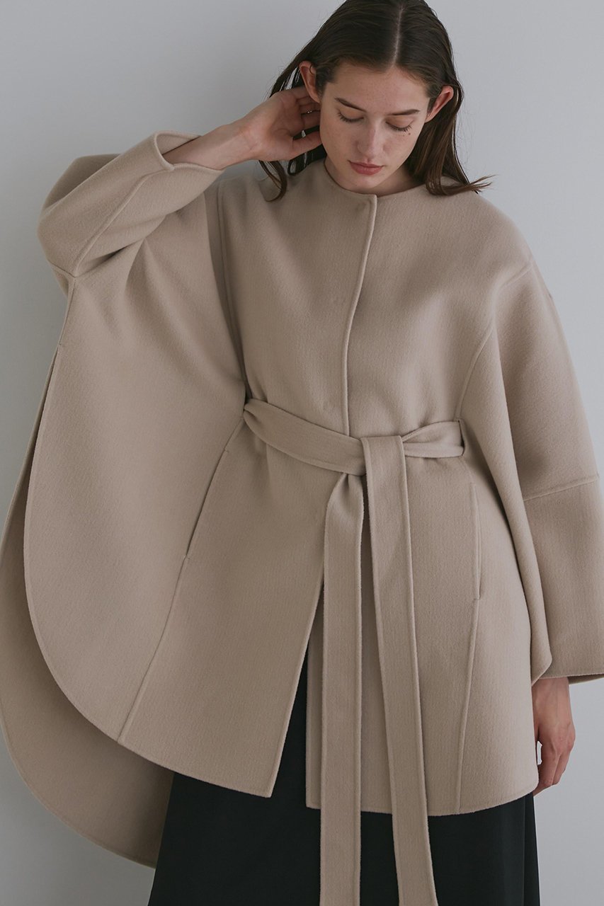 【ル フィル/LE PHIL】の《LE PHIL》ソフトウールリバーポンチョ インテリア・キッズ・メンズ・レディースファッション・服の通販 founy(ファニー) 　ファッション　Fashion　レディースファッション　Fashion for Women　アウター　Coat / Outerwear Collection　レディースジャケット・軽アウター　Jackets　ポンチョ・ケープコート　Ponchos & Capes　カッティング　Cutting Detail　ジャケット　Jacket, Outerwear　スタンダード　Standard, Basic　ストール　Stole, Wrap　フレア　Flare, Flared　ブランケット　Blanket, Throw Blanket　ヘムライン　Hemline, Bottom Cut　再入荷　Restock / Back in Stock　ベージュ|ID: prp329100004775420 ipo3291000000034615366