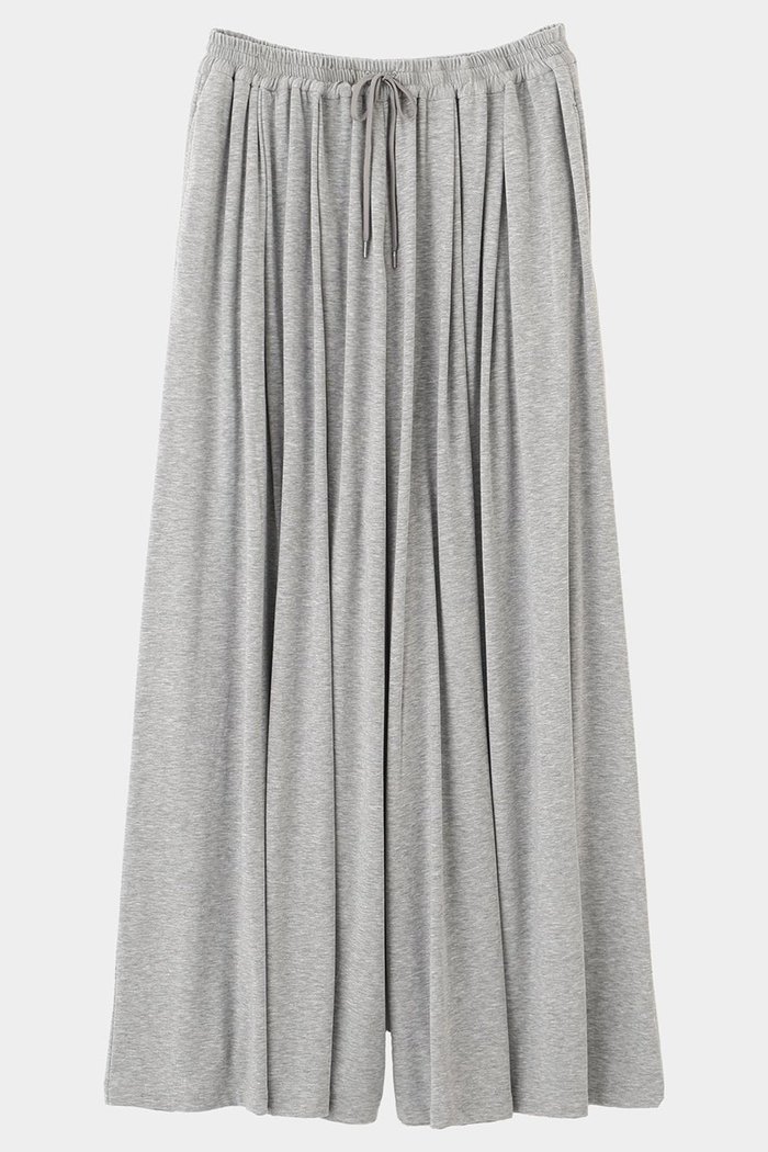 【ル フィル/LE PHIL】のレーヨンギャザーワイドパンツ インテリア・キッズ・メンズ・レディースファッション・服の通販 founy(ファニー) https://founy.com/ ファッション Fashion レディースファッション Fashion for Women パンツ Pants & Trousers スタンダード Standard, Basic フレア Flare, Flared ボトム Bottoms, Lower Wear リラックス Relax, Relaxed Fit ロング Long, Long-Length 再入荷 Restock / Back in Stock 定番 Standard, Basic Item |ID: prp329100004775424 ipo3291000000034615399