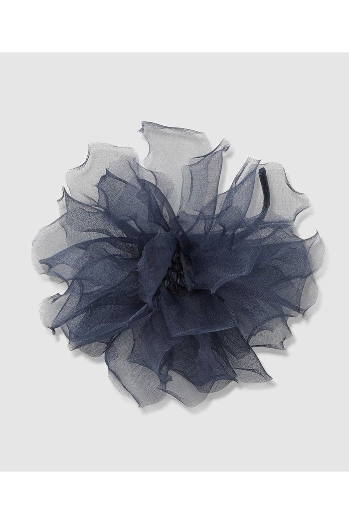 【アナイ/ANAYI】の【Eternal Line 2026】シルクオーガンジーコサージュ インテリア・キッズ・メンズ・レディースファッション・服の通販 founy(ファニー) https://founy.com/ ファッション Fashion レディースファッション Fashion for Women 2025年 2025 2025-2026秋冬・A/W Autumn/Winter 2025–26 AW25–26 おすすめ Recommended / Our Picks シアー Sheer, See-Through ジャケット Jacket, Outerwear パーティ Party, Party Style エレガント 上品 Elegant A/W・秋冬 Autumn/Winter |ID: prp329100004776478 ipo3291000000034626966