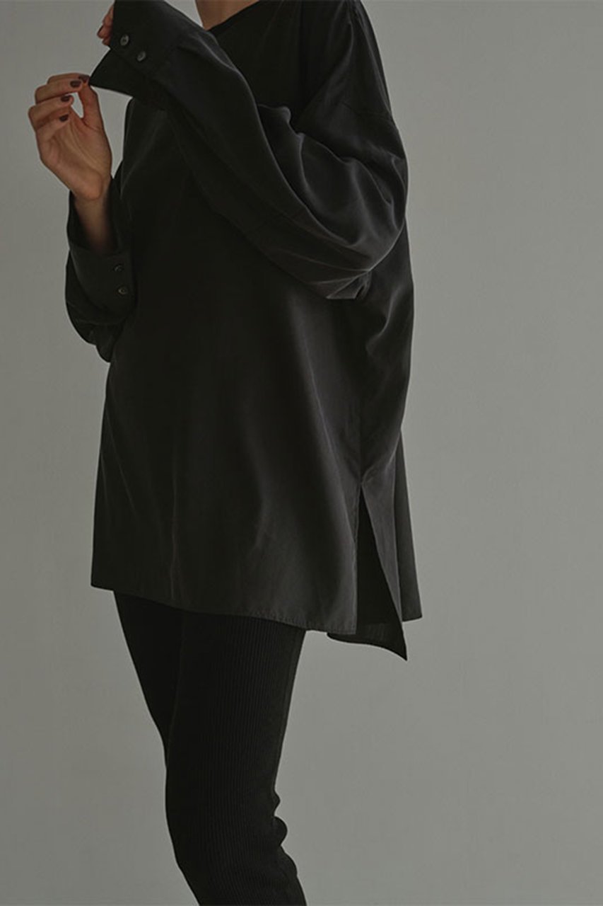 【エトレトウキョウ/ETRE TOKYO】のクルーネックオーバーサイズプルオーバー 人気、トレンドファッション・服の通販 founy(ファニー) ファッション Fashion レディースファッション Fashion for Women トップス・カットソー Cut & Sew Tops シャツ・ブラウス・オフィスカジュアル Elegant Blouses & Button-Ups カジュアルプルオーバー・ニットトップス Pullovers & Knit Tops / Casual Pullovers とろみ Fluid, Flowy Fabric なめらか Smooth, Silky Texture カフス Cuff Design シンプル Simple, Minimal スリット Slit, Slit Detail スリーブ Sleeve, Long Sleeve / Short Sleeve バランス Balance, Style Balance ボトム Bottoms, Lower Wear ロング Long, Long-Length 新作・新入荷 New Arrivals / New In other-3|ID: prp329100004776490 ipo3291000000034627054