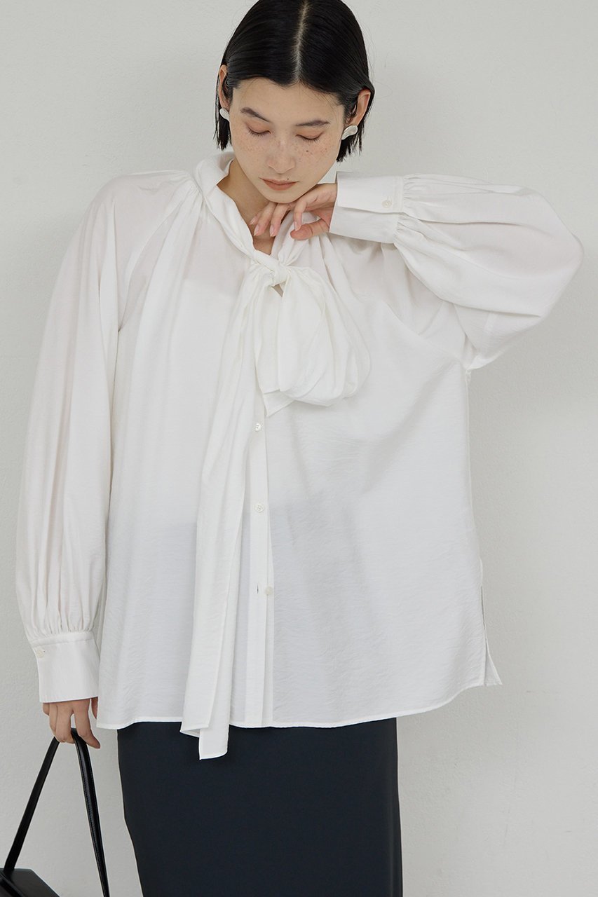 【ガリャルダガランテ/GALLARDAGALANTE】の【2way】ギャザーボウタイブラウス 人気、トレンドファッション・服の通販 founy(ファニー) 　ファッション　Fashion　レディースファッション　Fashion for Women　トップス・カットソー　Cut & Sew Tops　シャツ・ブラウス・オフィスカジュアル　Elegant Blouses & Button-Ups　ギャザー　Gathered, Ruffled　スリーブ　Sleeve, Long Sleeve / Short Sleeve　フェミニン　Feminine, Girly　ロング　Long, Long-Length　エレガント 上品　Elegant　新作・新入荷　New Arrivals / New In　 other-1|ID: prp329100004776501 ipo3291000000034627143