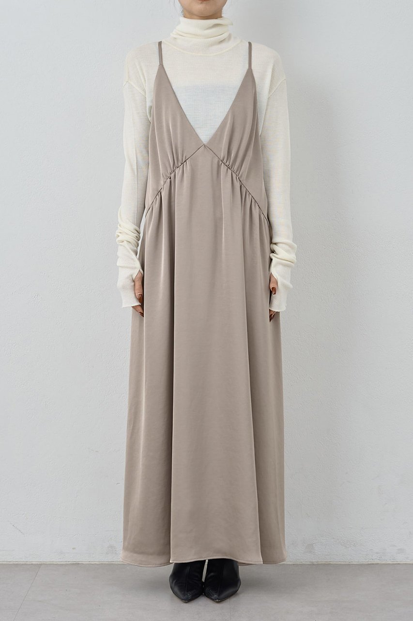 【ガリャルダガランテ/GALLARDAGALANTE】のディープVサテンキャミワンピース 人気、トレンドファッション・服の通販 founy(ファニー) 　ファッション　Fashion　レディースファッション　Fashion for Women　ワンピース　Dresses　キャミソールワンピース　Camisole Dresses　チュニック　Tunic Tops & Dresses　おすすめ　Recommended / Our Picks　インナー　Innerwear　エレガント 上品　Elegant　サテン　Satin, Glossy Fabric　タートル　Turtleneck, Turtle Collar　チュニック　Tunic, Long Top　デコルテ　Décolleté, Neckline　ロング　Long, Long-Length　ワイド　Wide, Wide Fit　新作・新入荷　New Arrivals / New In　other-5|ID: prp329100004776505 ipo3291000000034627176