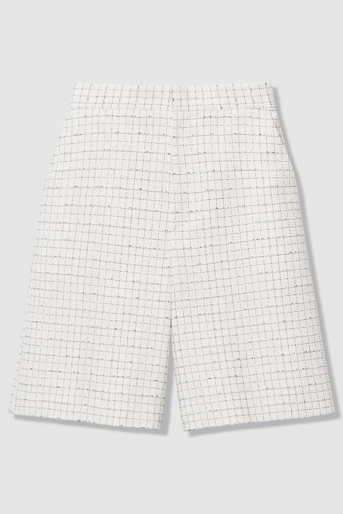 【アナイ/ANAYI】の【Eternal Line 2026】プレイドツイードハーフパンツ インテリア・キッズ・メンズ・レディースファッション・服の通販 founy(ファニー) https://founy.com/ ファッション Fashion レディースファッション Fashion for Women パンツ Pants & Trousers ショートパンツ・ハーフパンツ High-Waisted & Relaxed Shorts 2025年 2025 2025-2026秋冬・A/W Autumn/Winter 2025–26 AW25–26 オケージョン Occasion Wear キュロット Culottes, Wide Shorts ショート Short, Short Length ジャケット Jacket, Outerwear セットアップ Set-Up, Coordinated Outfit ツイード Twill, Twill Weave ハーフ Half, Half-Length バランス Balance, Style Balance エレガント 上品 Elegant 今季 This Season, Current Season A/W・秋冬 Autumn/Winter |ID: prp329100004776557 ipo3291000000034627614