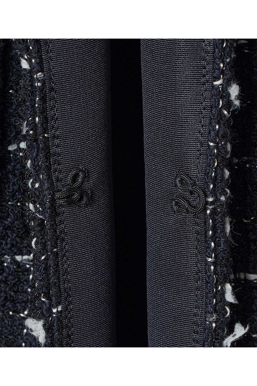 【アナイ/ANAYI】の【Eternal Line 2026】プレイドツイードVネックジレ 人気、トレンドファッション・服の通販 founy(ファニー) 　ファッション　Fashion　レディースファッション　Fashion for Women　アウター　Coat / Outerwear Collection　レディースジャケット・軽アウター　Jackets　2025年　2025　2025-2026秋冬・A/W　Autumn/Winter 2025–26 AW25–26　おすすめ　Recommended / Our Picks　コンパクト　Compact, Small Size　ジャケット　Jacket, Outerwear　セットアップ　Set-Up, Coordinated Outfit　ツイード　Twill, Twill Weave　ハーフ　Half, Half-Length　パール　Pearl, Pearl Accent　ベスト　Vest, Waistcoat　エレガント 上品　Elegant　A/W・秋冬　Autumn/Winter　other-5|ID: prp329100004776559 ipo3291000000034627637