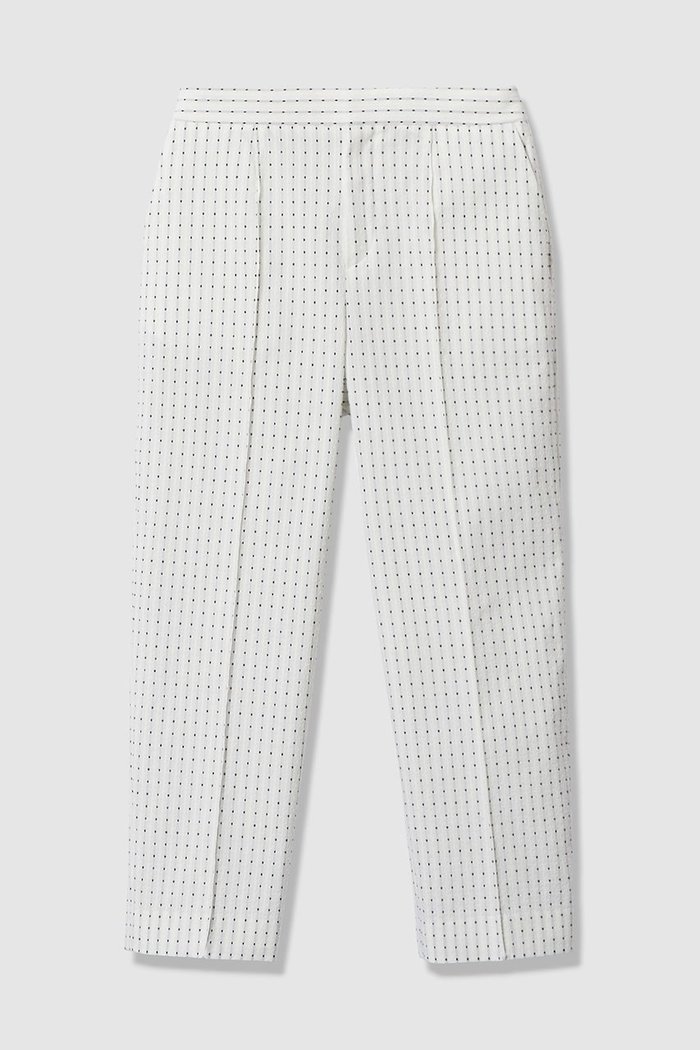 【アナイ/ANAYI】の【Eternal Line 2026】ドットジャガードテーパードパンツ インテリア・キッズ・メンズ・レディースファッション・服の通販 founy(ファニー) https://founy.com/ ファッション Fashion レディースファッション Fashion for Women パンツ Pants & Trousers 2025年 2025 2025-2026秋冬・A/W Autumn/Winter 2025–26 AW25–26 おすすめ Recommended / Our Picks コンパクト Compact, Small Size ジャカード／ジャガード Jacquard, Woven Pattern ストレッチ Stretch, Stretchy Fabric セットアップ Set-Up, Coordinated Outfit ドット Polka Dot, Dot Pattern フロント Front, Front Design エレガント 上品 Elegant A/W・秋冬 Autumn/Winter |ID: prp329100004776598 ipo3291000000034627963