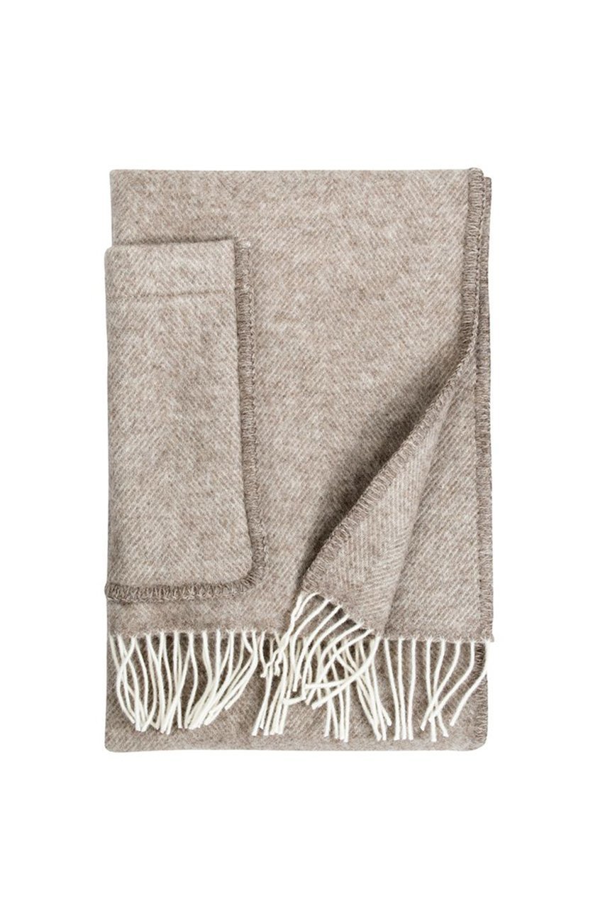 【ラプアン カンクリ/LAPUAN KANKURIT / GOODS】のARVO ポケットショール 60x180cm+fringes 人気、トレンドファッション・服の通販 founy(ファニー) 春 Spring ショール Shawl, Wrap シンプル Simple, Minimal 財布 Wallet, Purse トレンド Trend, Trending Now ブランケット Blanket, Throw Blanket ベーシック Basic, Essential ポケット Pocket, Pocket Detail 冬 Winter / This Winter A/W・秋冬 Autumn/Winter 再入荷 Restock / Back in Stock おすすめ Recommended / Our Picks 夏 Summer ギフト プレゼント Gift / Present other-1|ID: prp329100004776616 ipo3291000000034628134