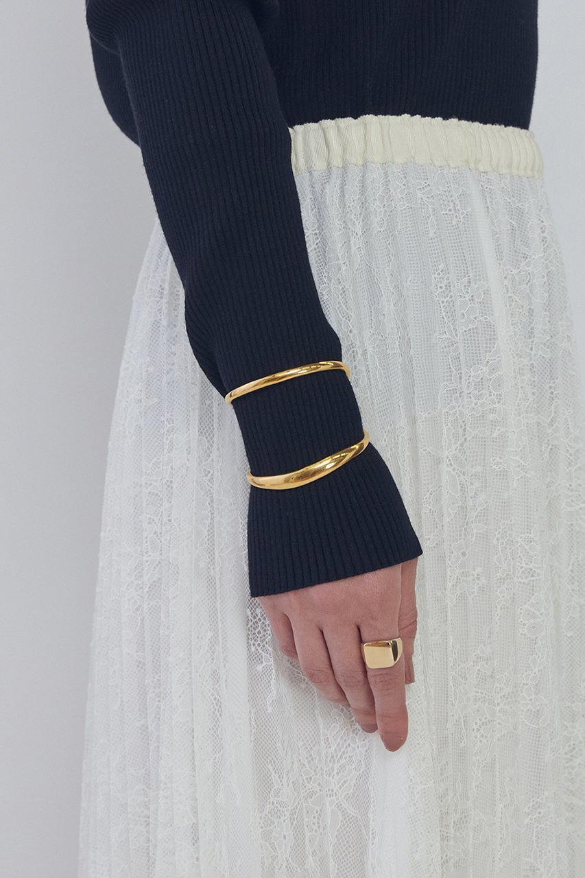 【プルミエ アロンディスモン/1er Arrondissement】の【JAMIRAY】LINE SCULPT バングル(ゴールド) 人気、トレンドファッション・服の通販 founy(ファニー) 　ファッション　Fashion　レディースファッション　Fashion for Women　ジュエリー　Jewelry　チェーン＆カフブレスレット　Cuff & Chain Bracelets　バングル・カフブレスレット　Bangles & Cuff Bracelets　なめらか　Smooth, Silky Texture　チェック　Check, Plaid, Tartan　バングル　Bangle, Bracelet　other-7|ID: prp329100004777291 ipo3291000000034921297