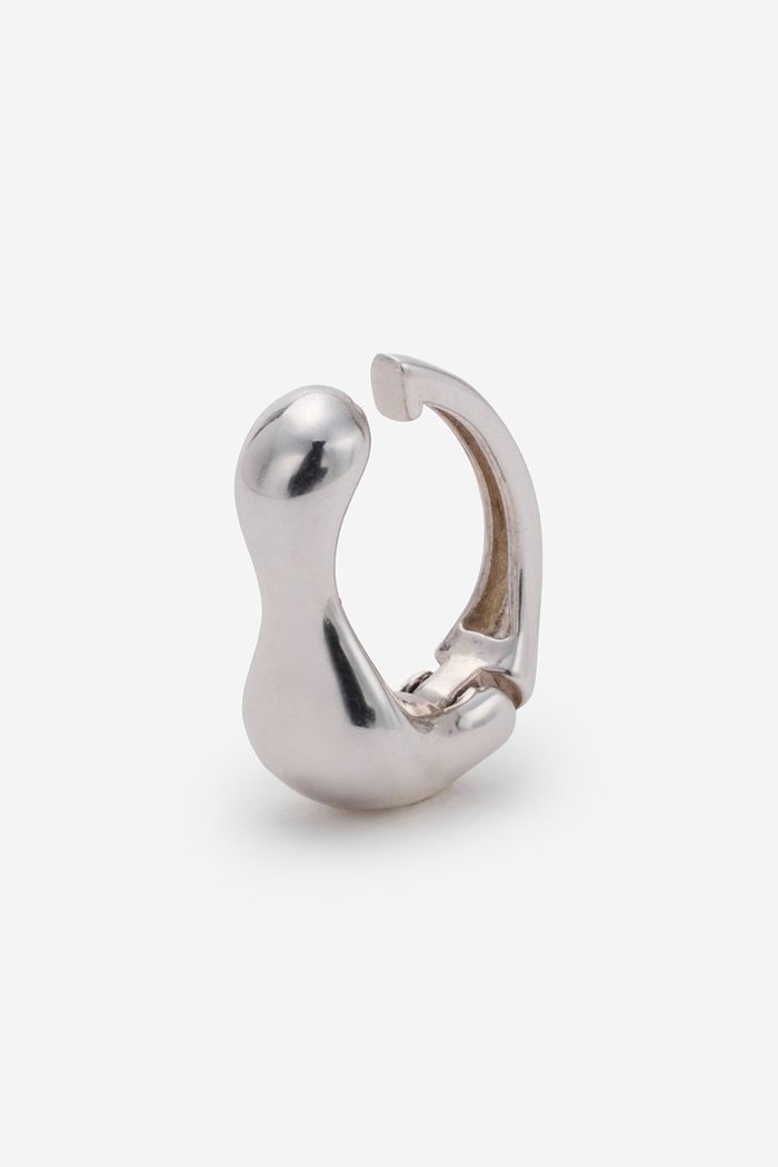 【ノウハウ/KNOWHOW】のGourd イヤーカフ(片耳用) インテリア・キッズ・メンズ・レディースファッション・服の通販 founy(ファニー) https://founy.com/ ファッション Fashion レディースファッション Fashion for Women ジュエリー Jewelry ファッションリング Fashion Rings イヤリング・フープ・ドロップタイプ Hoop, Drop & Clip Earrings イヤリング Earrings イヤーカフ Ear Cuffs フォルム Silhouette, Form モダン Modern, Contemporary 片耳 One-Ear, Single Earring |ID: prp329100004777315 ipo3291000000035942584