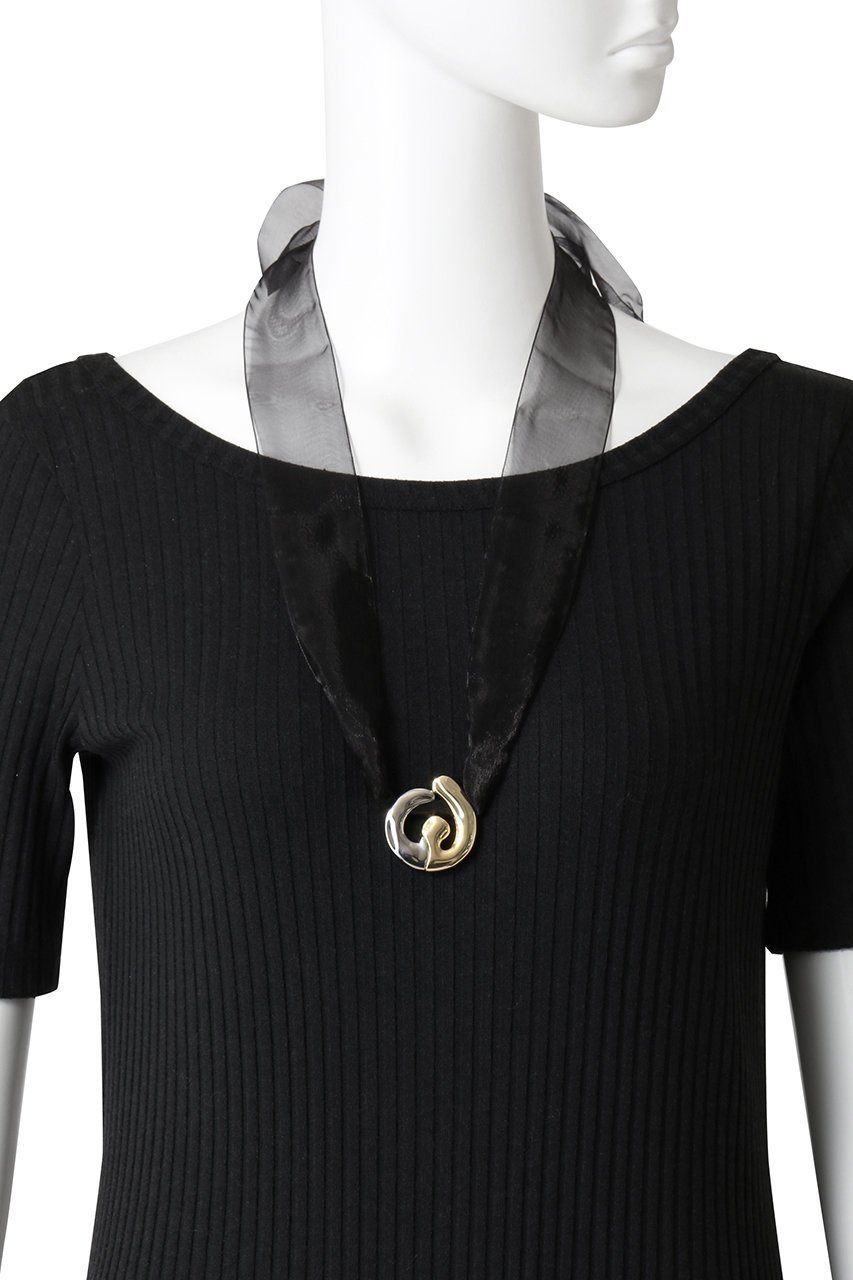 【メゾンスペシャル/MAISON SPECIAL】のUtopia Scarf Necklace/ユートピアスカーフネックレス 人気、トレンドファッション・服の通販 founy(ファニー) 　ファッション　Fashion　レディースファッション　Fashion for Women　ジュエリー　Jewelry　ネックレス　Necklaces & Pendants　オーガンジー　Organza Fabric　スカーフ　Scarf, Neckwear　デコルテ　Décolleté, Neckline　ドッキング　Docking, Mixed Material　ネックレス　Necklace, Pendant Necklace　メタリック　Metallic, Shiny Finish　ラグジュアリー　Luxury, Elegant　新作・新入荷　New Arrivals / New In　other-2|ID: prp329100004777317 ipo3291000000034638942