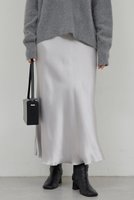 【ガリャルダガランテ/GALLARDAGALANTE】のアセテートバイアススカート 人気、トレンドファッション・服の通販 founy(ファニー) ファッション Fashion レディースファッション Fashion for Women スカート Skirts ロングスカート Long Skirts / Maxi & Midi Skirts なめらか Smooth, Silky Texture エレガント 上品 Elegant スウェット / スエット Sweatshirt, Sweatwear ドレープ Drape, Draping Fabric バイアス Bias, Diagonal Cut ロング Long, Long-Length 新作・新入荷 New Arrivals / New In |ID:prp329100004777330