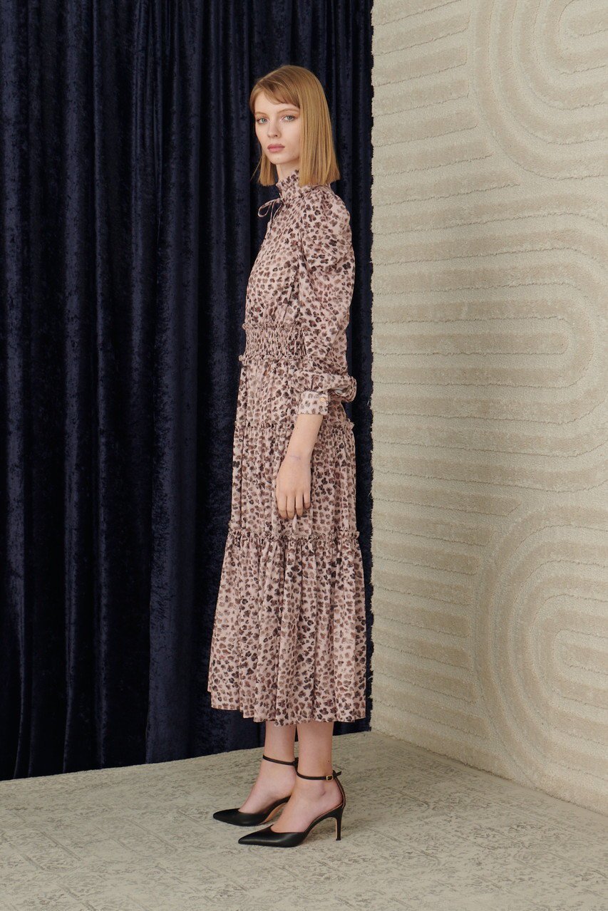 【コルコバード/CORCOVADO】のエアリーシフォンドレス 人気、トレンドファッション・服の通販 founy(ファニー) 　ファッション　Fashion　レディースファッション　Fashion for Women　ワンピース　Dresses　フォーマル・パーティードレス・結婚式用ドレス　Elegant & Casual Dresses　チュニック　Tunic Tops & Dresses　エアリー　Airy Texture　ギャザー　Gathered, Ruffled　シフォン　Chiffon, Lightweight Fabric　スペシャル　Special, Limited Edition　スリーブ　Sleeve, Long Sleeve / Short Sleeve　チュニック　Tunic, Long Top　ドレス　Dress, One-Piece　フェミニン　Feminine, Girly　フレア　Flare, Flared　プリント　Print, Printed Pattern　レオパード　Leopard, Animal Print　再入荷　Restock / Back in Stock　other-7|ID: prp329100004778122 ipo3291000000034648700