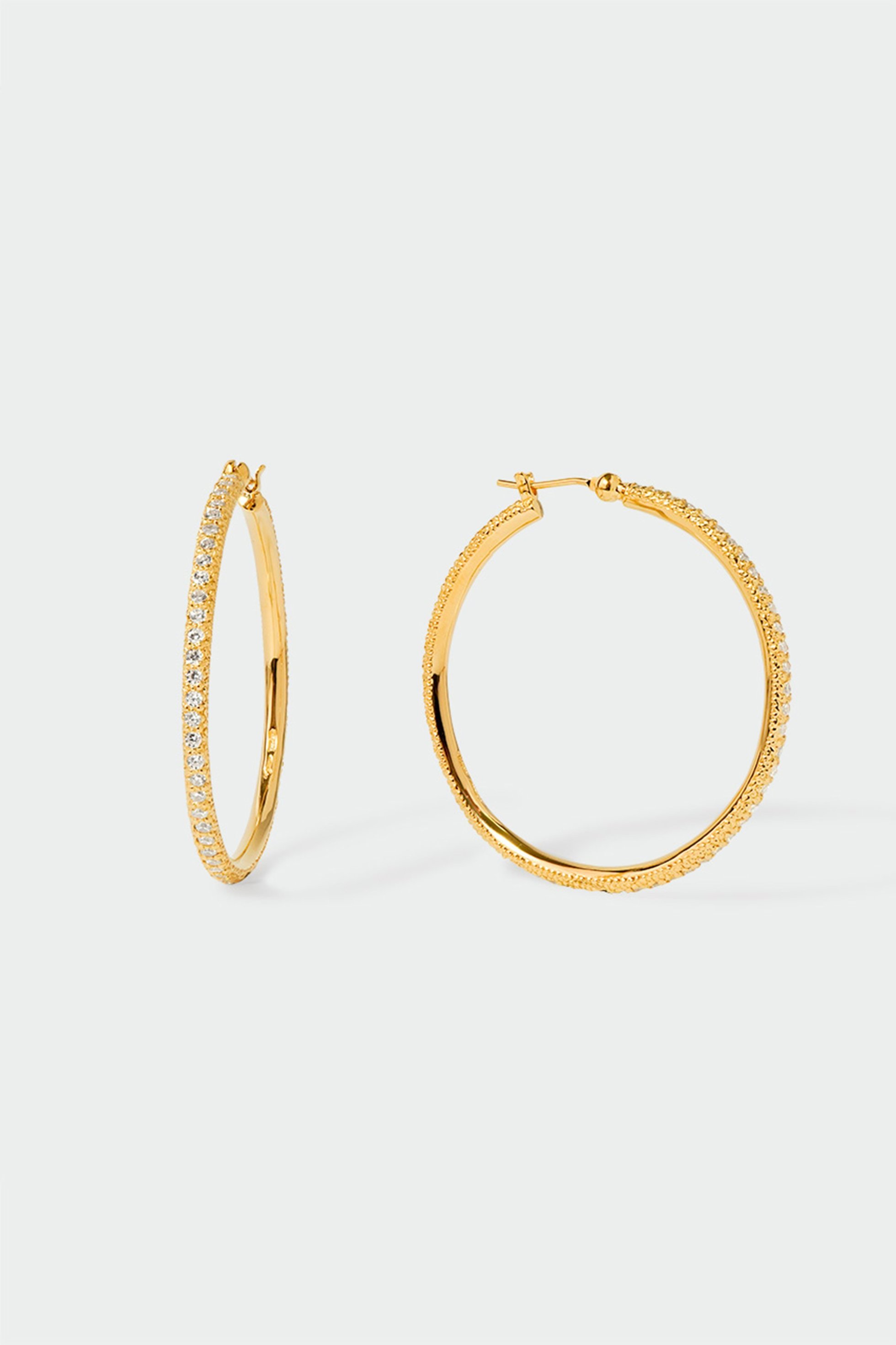 【アヤミ ジュエリー/AYAMI jewelry】のPave Big Hoop ピアス インテリア・キッズ・メンズ・レディースファッション・服の通販 founy(ファニー) 　ファッション　Fashion　レディースファッション　Fashion for Women　ジュエリー　Jewelry　ファッションリング　Fashion Rings　イヤリング・フープ・ドロップタイプ　Hoop, Drop & Clip Earrings　イヤリング　Earrings　コレクション　Collection, Seasonal Line　スタンダード　Standard, Basic　人気　Popular, Best Seller　再入荷　Restock / Back in Stock　ゴールド|ID: prp329100004779374 ipo3291000000034664098