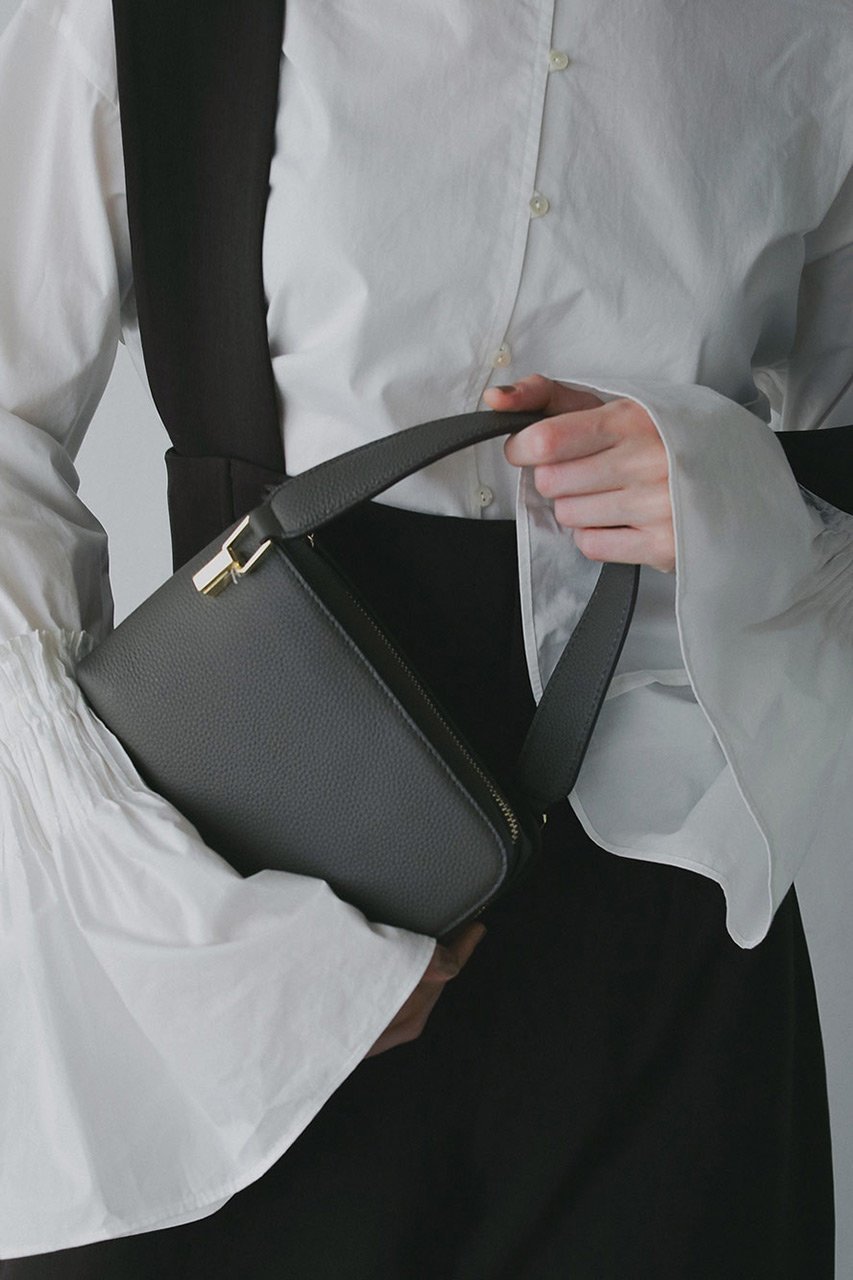 【ハー/HER.】の【11/27 12:00販売開始】ピンタックフレアカフスブラウス 人気、トレンドファッション・服の通販 founy(ファニー) 　ファッション　Fashion　レディースファッション　Fashion for Women　トップス・カットソー　Cut & Sew Tops　シャツ・ブラウス・オフィスカジュアル　Elegant Blouses & Button-Ups　おすすめ　Recommended / Our Picks　カフス　Cuff Design　コンシャス　Conscious, Bodycon　スリーブ　Sleeve, Long Sleeve / Short Sleeve　フレア　Flare, Flared　ロング　Long, Long-Length　新作・新入荷　New Arrivals / New In　other-5|ID: prp329100004779376 ipo3291000000034664118