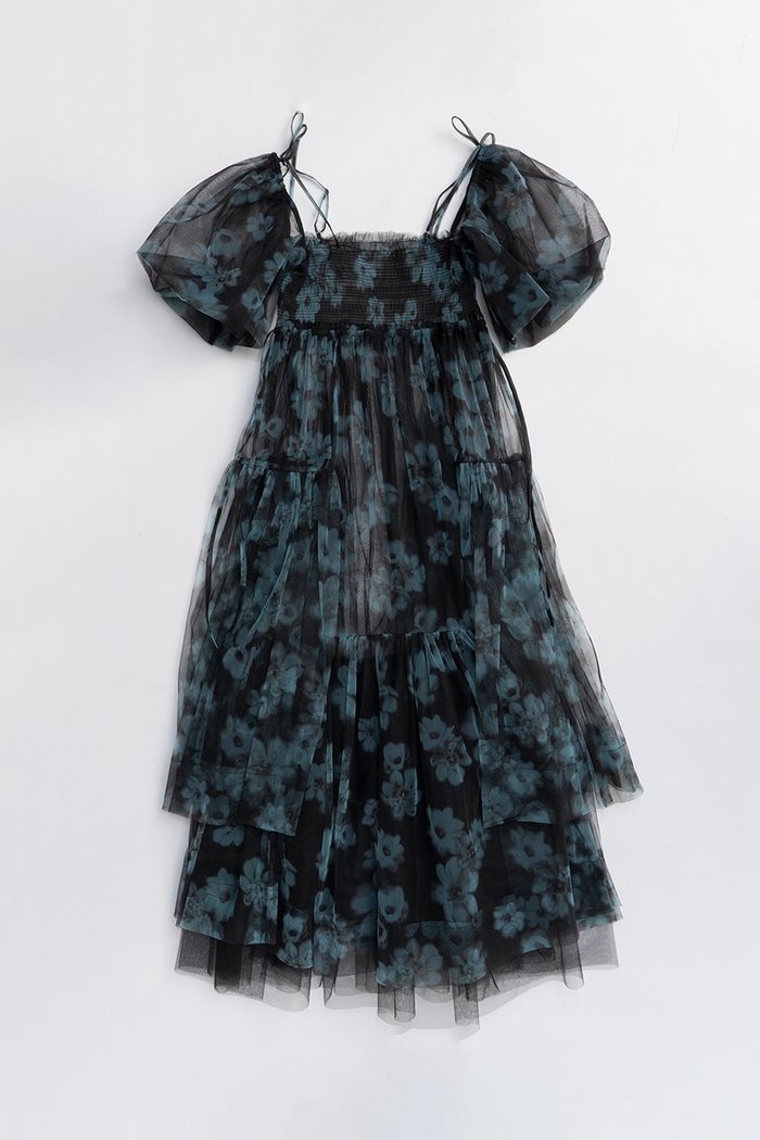 【メゾンスペシャル/MAISON SPECIAL】の2-way tulle Volume Flower Print Camisole Dress/2WAYチュールボリュームフラワープリントキャミワンピース インテリア・キッズ・メンズ・レディースファッション・服の通販 founy(ファニー) https://founy.com/ ファッション Fashion レディースファッション Fashion for Women ワンピース Dresses フォーマル・パーティードレス・結婚式用ドレス Elegant & Casual Dresses キャミソールワンピース Camisole Dresses チュニック Tunic Tops & Dresses オケージョン Occasion Wear チュニック Tunic, Long Top チュール Tulip, Tulip Motif プリント Print, Printed Pattern ロング Long, Long-Length 冬 Winter / This Winter 新作・新入荷 New Arrivals / New In |ID: prp329100004779937 ipo3291000000034673778