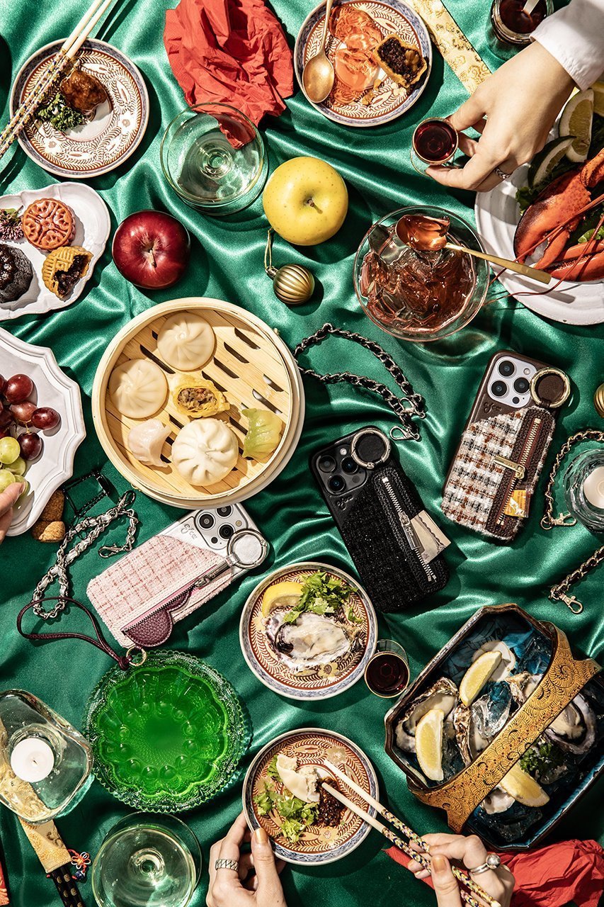 【エジュー/ajew】のiPhone15/15Pro ajew TWEED cadenas zipphone case 人気、トレンドファッション・服の通販 founy(ファニー) 　ファッション　Fashion　レディースファッション　Fashion for Women　アクセサリー　Fashion Accessories　カメラ　Camera Accessories　ショルダー　Shoulder, Shoulder Strap　ツイード　Twill, Twill Weave　ドッキング　Docking, Mixed Material　定番　Standard, Basic Item　なめらか　Smooth, Silky Texture　ポケット　Pocket, Pocket Detail　ラップ　Wrap, Wrap Design　ループ　Loop, Loop Knit　A/W・秋冬　Autumn/Winter　おすすめ　Recommended / Our Picks　エレガント 上品　Elegant　iPhone アイフォーン　iPhone　other-6|ID: prp329100004780641 ipo3291000000036104092