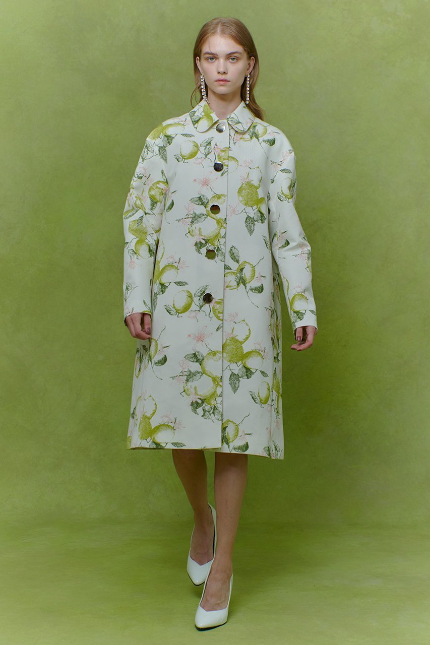 【アルアバイル/allureville】の【LOULOU WILLOUGHBY】RATTI レモン柄ステンカラーコート 人気、トレンドファッション・服の通販 founy(ファニー) ファッション Fashion レディースファッション Fashion for Women アウター Coat / Outerwear Collection コート・ロングコート・ピーコート Long Coats, Peacoats & More 2025年 2025 2025-2026秋冬・A/W Autumn/Winter 2025–26 AW25–26 イタリア Italy グログラン Grosgrain, Grosgrain Ribbon トレンド Trend, Trending Now ラグジュアリー Luxury, Elegant ロング Long, Long-Length A/W・秋冬 Autumn/Winter other-7|ID: prp329100004780667 ipo3291000000034684597