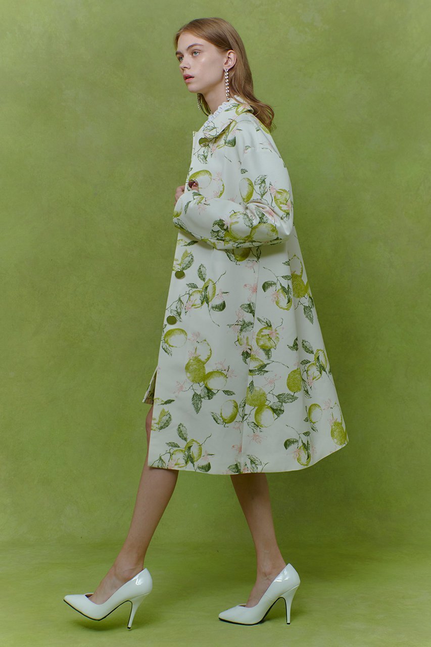 【アルアバイル/allureville】の【LOULOU WILLOUGHBY】RATTI レモン柄ステンカラーコート 人気、トレンドファッション・服の通販 founy(ファニー) ファッション Fashion レディースファッション Fashion for Women アウター Coat / Outerwear Collection コート・ロングコート・ピーコート Long Coats, Peacoats & More 2025年 2025 2025-2026秋冬・A/W Autumn/Winter 2025–26 AW25–26 イタリア Italy グログラン Grosgrain, Grosgrain Ribbon トレンド Trend, Trending Now ラグジュアリー Luxury, Elegant ロング Long, Long-Length A/W・秋冬 Autumn/Winter other-8|ID: prp329100004780667 ipo3291000000034684599