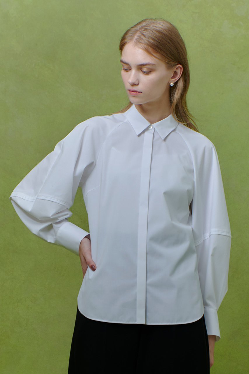 【アルアバイル/allureville】の【LOULOU WILLOUGHBY】キリカエボリュームシャツ 人気、トレンドファッション・服の通販 founy(ファニー) 　ファッション　Fashion　レディースファッション　Fashion for Women　トップス・カットソー　Cut & Sew Tops　シャツ・ブラウス・オフィスカジュアル　Elegant Blouses & Button-Ups　2026年　2026　スリーブ　Sleeve, Long Sleeve / Short Sleeve　バランス　Balance, Style Balance　パイピング　Piping, Trim Design　ロング　Long, Long-Length　夏　Summer　春　Spring　S/S・春夏　SS, Spring/Summer, Warm Season　other-5|ID: prp329100004780669 ipo3291000000036049830