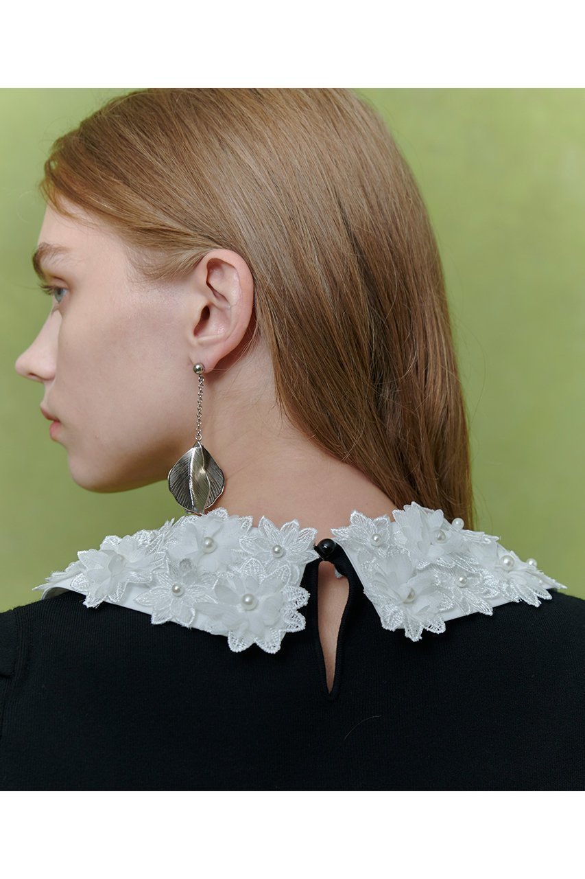 【アルアバイル/allureville】の【LOULOU WILLOUGHBY】フラワー衿付プルオーバー 人気、トレンドファッション・服の通販 founy(ファニー) 　ファッション　Fashion　レディースファッション　Fashion for Women　トップス・カットソー　Cut & Sew Tops　ニット　Knit Tops & Sweaters　カジュアルプルオーバー・ニットトップス　Pullovers & Knit Tops / Casual Pullovers　2025年　2025　2025-2026秋冬・A/W　Autumn/Winter 2025–26 AW25–26　シンプル　Simple, Minimal　パール　Pearl, Pearl Accent　フラワー　Flower, Floral　モチーフ　Motif, Design Theme　A/W・秋冬　Autumn/Winter　other-7|ID: prp329100004780697 ipo3291000000034684812