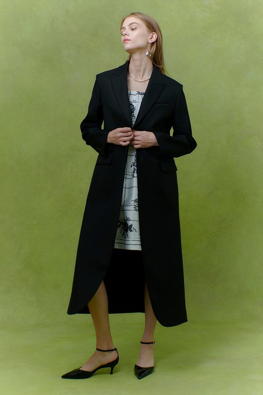 【アルアバイル/allureville】の【LOULOU WILLOUGHBY】ビスコースツイルチェスターコート 人気、トレンドファッション・服の通販 founy(ファニー) 　ファッション　Fashion　レディースファッション　Fashion for Women　アウター　Coat / Outerwear Collection　コート・ロングコート・ピーコート　Long Coats, Peacoats & More　チェスターコート・ロング丈アウター　Chester Coats / Chesterfield Long Coats　2025年　2025　2025-2026秋冬・A/W　Autumn/Winter 2025–26 AW25–26　ストレート　Straight, Straight Cut　チェスターコート　Chester Coat, Long Coat　パイピング　Piping, Trim Design　ロング　Long, Long-Length　エレガント 上品　Elegant　A/W・秋冬　Autumn/Winter　other-7|ID: prp329100004780705 ipo3291000000034684868