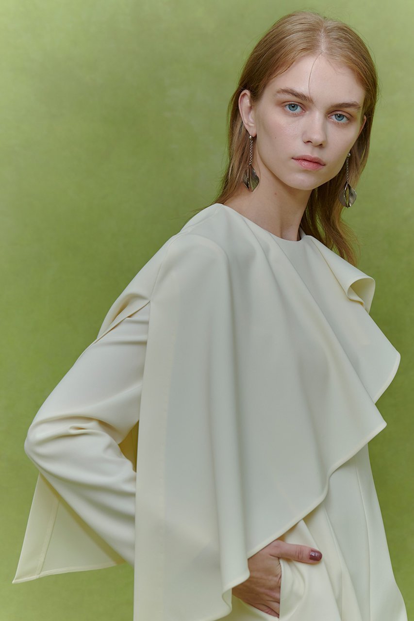 【アルアバイル/allureville】の【LOULOU WILLOUGHBY】2WAYケープワンピース 人気、トレンドファッション・服の通販 founy(ファニー) 　ファッション　Fashion　レディースファッション　Fashion for Women　ワンピース　Dresses　チュニック　Tunic Tops & Dresses　2025年　2025　2025-2026秋冬・A/W　Autumn/Winter 2025–26 AW25–26　シェイプ　Shape, Slim Fit　スリット　Slit, Slit Detail　ダブル　Double, Double-Breasted　チュニック　Tunic, Long Top　フレア　Flare, Flared　ロング　Long, Long-Length　A/W・秋冬　Autumn/Winter　other-3|ID: prp329100004780709 ipo3291000000034684890