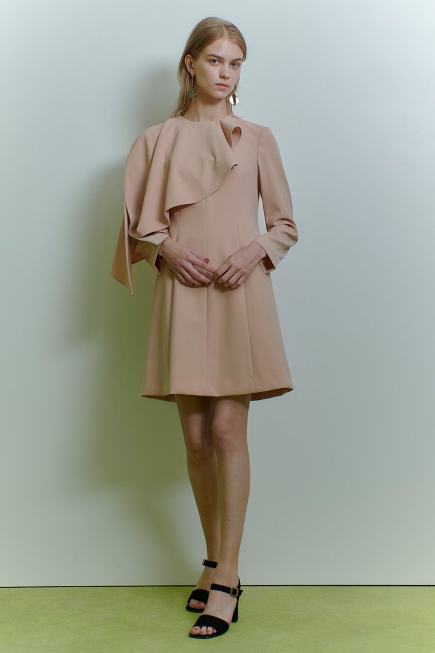 【アルアバイル/allureville】の【LOULOU WILLOUGHBY】2WAYケープワンピース 人気、トレンドファッション・服の通販 founy(ファニー) ファッション Fashion レディースファッション Fashion for Women ワンピース Dresses チュニック Tunic Tops & Dresses 2026年 2026 シェイプ Shape, Slim Fit スリット Slit, Slit Detail ダブル Double, Double-Breasted チュニック Tunic, Long Top フレア Flare, Flared ロング Long, Long-Length 夏 Summer 春 Spring S/S・春夏 SS, Spring/Summer, Warm Season other-5|ID: prp329100004780709 ipo3291000000036054108