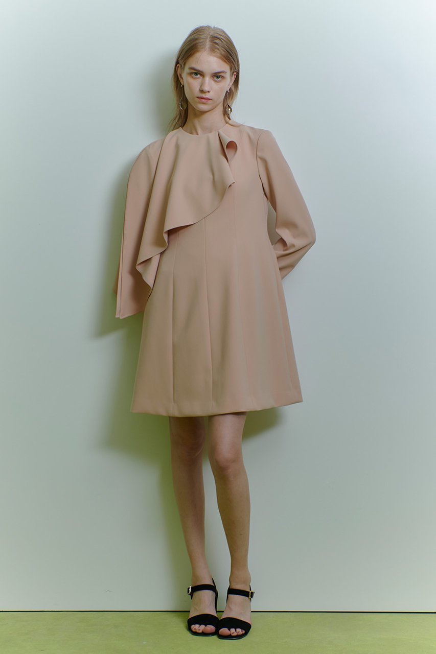 【アルアバイル/allureville】の【LOULOU WILLOUGHBY】2WAYケープワンピース 人気、トレンドファッション・服の通販 founy(ファニー) ファッション Fashion レディースファッション Fashion for Women ワンピース Dresses チュニック Tunic Tops & Dresses 2026年 2026 シェイプ Shape, Slim Fit スリット Slit, Slit Detail ダブル Double, Double-Breasted チュニック Tunic, Long Top フレア Flare, Flared ロング Long, Long-Length 夏 Summer 春 Spring S/S・春夏 SS, Spring/Summer, Warm Season other-8|ID: prp329100004780709 ipo3291000000036054112