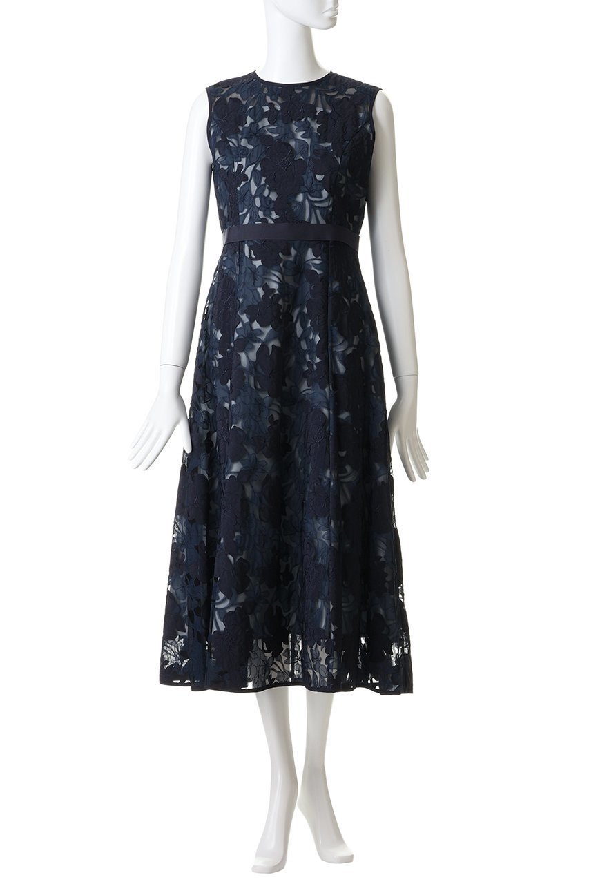 【アナイ/ANAYI】のフラワーエンブロイダリーフレアワンピース 人気、トレンドファッション・服の通販 founy(ファニー) 　ファッション　Fashion　レディースファッション　Fashion for Women　ワンピース　Dresses　チュニック　Tunic Tops & Dresses　グログラン　Grosgrain, Grosgrain Ribbon　ジュエリー　Jewelry, Accessories　チュニック　Tunic, Long Top　チュール　Tulip, Tulip Motif　フィット　Fit, Slim Fit　フラワー　Flower, Floral　フレア　Flare, Flared　リュクス　Luxury, Elegant, High-End, Chic　ロング　Long, Long-Length　新作・新入荷　New Arrivals / New In　other-2|ID: prp329100004781836 ipo3291000000034694974