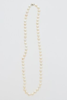 【マルティニーク/martinique】 《別注》【GIGI】アコヤ バロックパールネックレス人気、トレンドファッション・服の通販 founy(ファニー) ファッション Fashion レディースファッション Fashion for Women ジュエリー Jewelry ネックレス Necklaces & Pendants 2026年 2026 シルバー Silver, Metallic Silver ジュエリー Jewelry, Accessories スウェット / スエット Sweatshirt, Sweatwear ネックレス Necklace, Pendant Necklace バロック Baroque, Baroque Design パール Pearl, Pearl Accent フォルム Silhouette, Form マグネット Magnet, Magnetic Closure 再入荷 Restock / Back in Stock 別注 Limited Edition, Custom Order 夏 Summer 春 Spring S/S・春夏 SS, Spring/Summer, Warm Season |ID:prp329100004782542