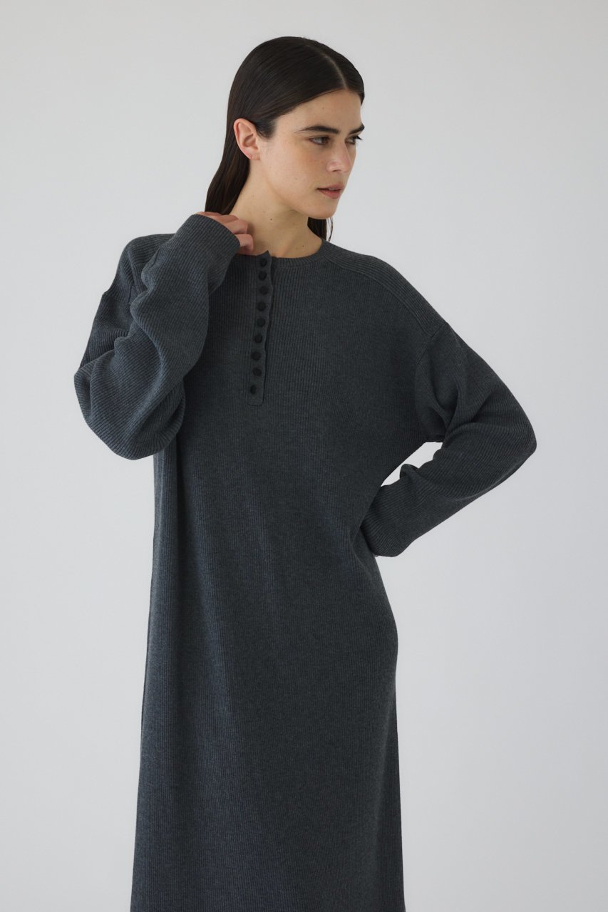 【リムアーク/RIM.ARK】の【12/3 10:00販売開始】Fabric covered button dress/ドレス 人気、トレンドファッション・服の通販 founy(ファニー) 　ファッション　Fashion　レディースファッション　Fashion for Women　ワンピース　Dresses　フォーマル・パーティードレス・結婚式用ドレス　Elegant & Casual Dresses　チュニック　Tunic Tops & Dresses　2026年　2026　サテン　Satin, Glossy Fabric　シューズ　Shoes, Footwear　チュニック　Tunic, Long Top　ドレス　Dress, One-Piece　フラット　Flat, Flat Shoes　リラックス　Relax, Relaxed Fit　ロング　Long, Long-Length　夏　Summer　春　Spring　S/S・春夏　SS, Spring/Summer, Warm Season　other-5|ID: prp329100004782551 ipo3291000000034705427