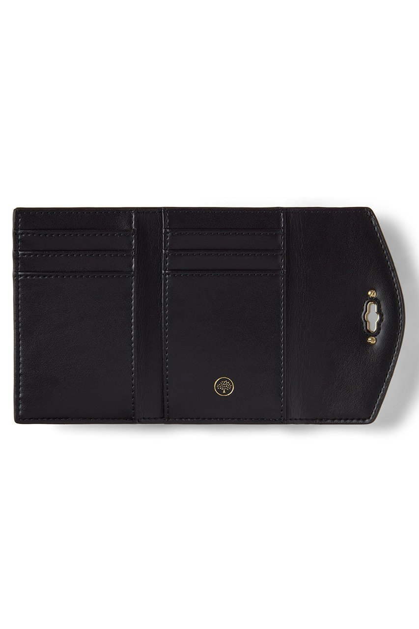 【マルベリー/Mulberry】のDARLEY FOLDED MULTI-CARD WALLET(METALLIC) 人気、トレンドファッション・服の通販 founy(ファニー) ファッション Fashion レディースファッション Fashion for Women ミニ財布・二つ折り財布 Wallets & Card Cases バッグ Bags 2026年 2026 コンパクト Compact, Small Size ポケット Pocket, Pocket Detail エレガント 上品 Elegant 夏 Summer 春 Spring S/S・春夏 SS, Spring/Summer, Warm Season 財布 Wallet, Purse other-2|ID: prp329100004782600 ipo3291000000034705907