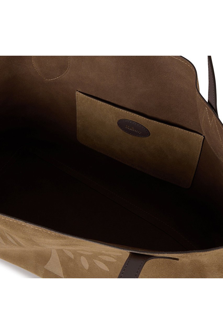 【マルベリー/Mulberry】のOVERSIZED SUEDE TOTE 人気、トレンドファッション・服の通販 founy(ファニー) 　ファッション　Fashion　レディースファッション　Fashion for Women　バッグ　Bags　2026年　2026　なめらか　Smooth, Silky Texture　エレガント 上品　Elegant　コーティング　Coating, Coated Finish　ポケット　Pocket, Pocket Detail　モチーフ　Motif, Design Theme　ワイド　Wide, Wide Fit　夏　Summer　春　Spring　S/S・春夏　SS, Spring/Summer, Warm Season　ビジネス 仕事 通勤　Business / Work / Commuting　other-5|ID: prp329100004782604 ipo3291000000036137458