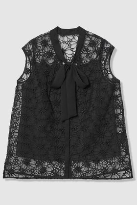 【アナイ/ANAYI】 フラワー刺繍ボウブラウス人気、トレンドファッション・服の通販 founy(ファニー) ファッション Fashion レディースファッション Fashion for Women トップス・カットソー Cut & Sew Tops キャミソール&ノースリーブ Camisoles & Sleeveless Tops シャツ・ブラウス・オフィスカジュアル Elegant Blouses & Button-Ups 2026年 2026 キャミソール Camisole, Spaghetti Strap Top ノースリーブ Sleeveless, No-Sleeve フラワー Flower, Floral ミックス Mix, Mixed Style モチーフ Motif, Design Theme レース Lace, Lace Fabric エレガント 上品 Elegant 夏 Summer 春 Spring S/S・春夏 SS, Spring/Summer, Warm Season |ID:prp329100004782622