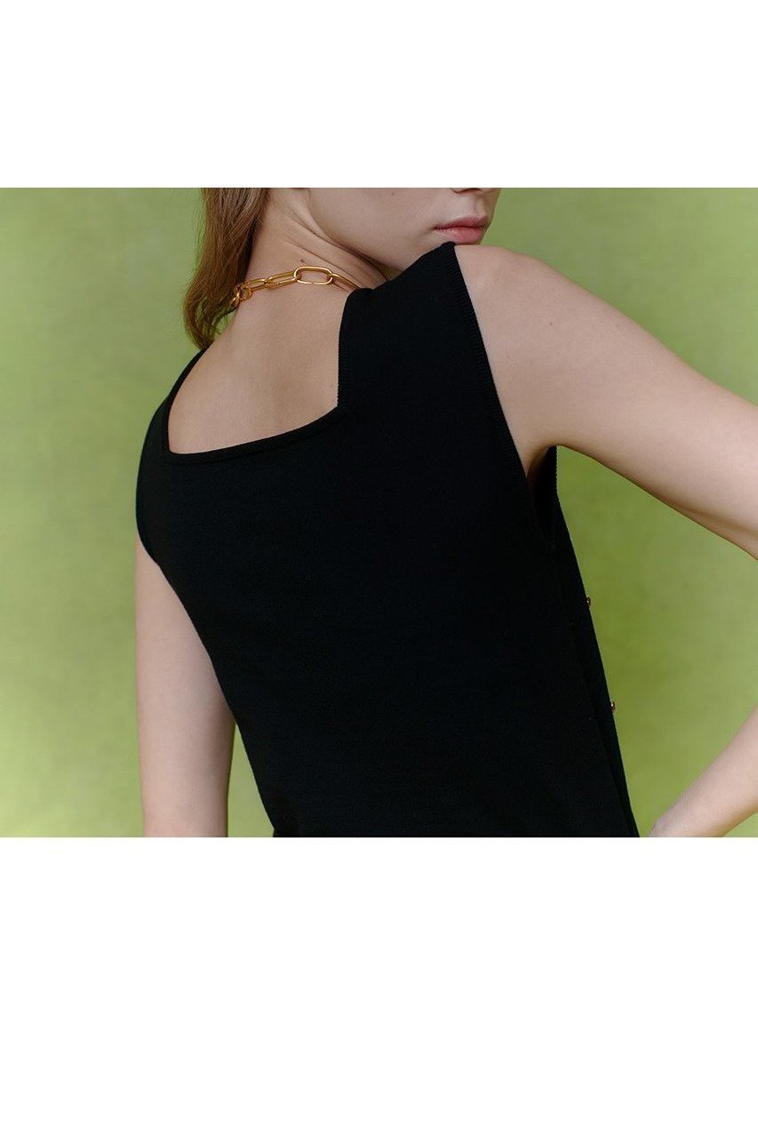 【アルアバイル/allureville】の【LOULOU WILLOUGHBY】CHERRYビジュータンク 人気、トレンドファッション・服の通販 founy(ファニー) 　ファッション　Fashion　レディースファッション　Fashion for Women　トップス・カットソー　Cut & Sew Tops　ニット　Knit Tops & Sweaters　カジュアルプルオーバー・ニットトップス　Pullovers & Knit Tops / Casual Pullovers　2026年　2026　カーディガン　Cardigan, Knitwear　スクエア　Square, Square Shape　タンク　Tank Top, Sleeveless Top　チェリー　Cherry, Cherry Pattern　ビジュー　Bijou, Jewel-like Accent　モチーフ　Motif, Design Theme　夏　Summer　春　Spring　S/S・春夏　SS, Spring/Summer, Warm Season　other-8|ID: prp329100004782627 ipo3291000000034706102