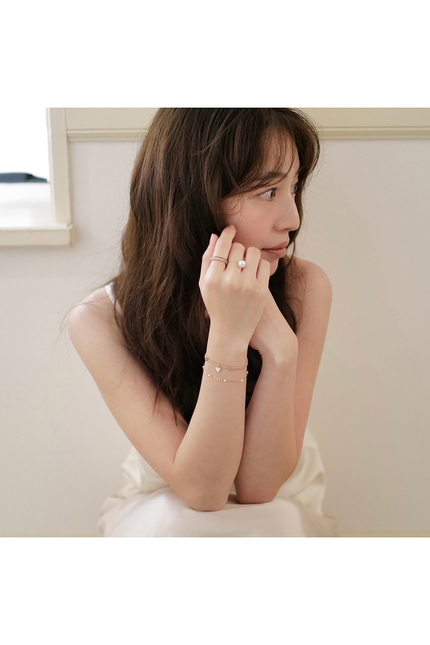 【プラス ヴァンドーム/Plus Vendome】の【PLUSV×YUKI collaboration】ハート ブレスレットセット 人気、トレンドファッション・服の通販 founy(ファニー) 　ファッション　Fashion　レディースファッション　Fashion for Women　ジュエリー　Jewelry　チェーン＆カフブレスレット　Cuff & Chain Bracelets　バングル・カフブレスレット　Bangles & Cuff Bracelets　イエロー　Yellow　チェーン　Chain, Chain Strap　チャーム　Charm, Pendant　ドット　Polka Dot, Dot Pattern　パール　Pearl, Pearl Accent　ブレスレット　Bracelet, Wristband　other-7|ID: prp329100004784649 ipo3291000000035974267