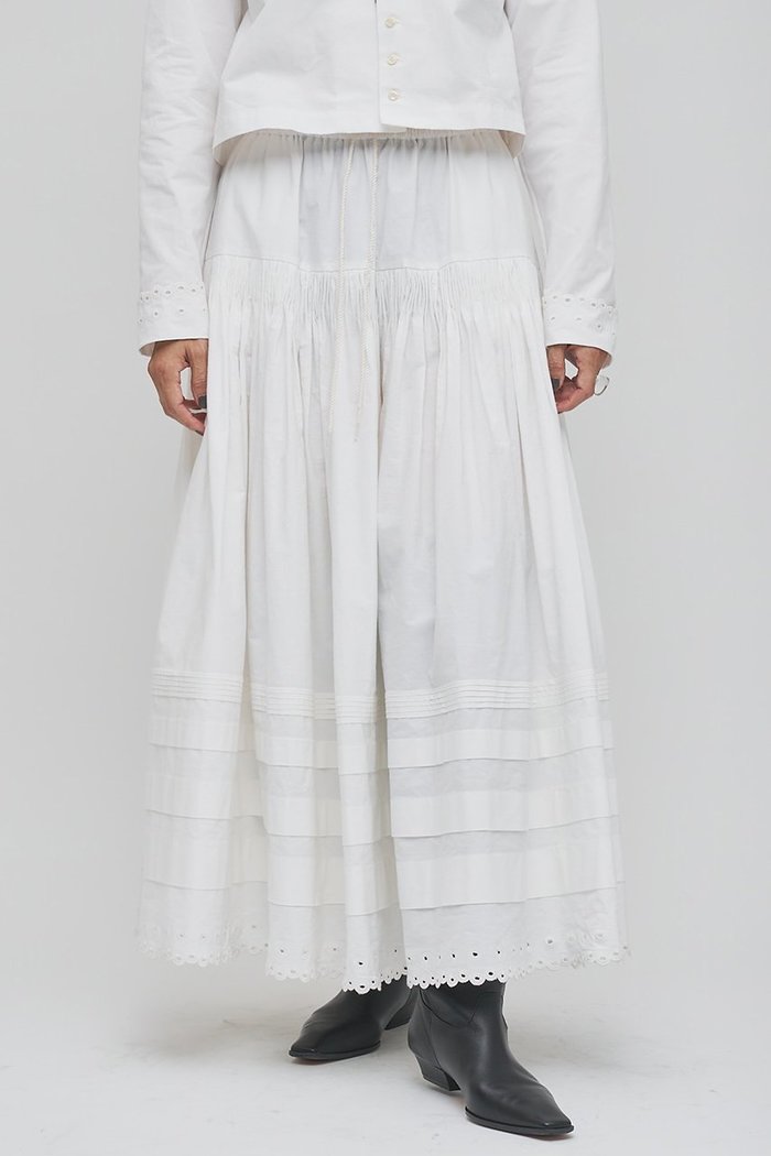 【ウィムガゼット/Whim Gazette】の【GEMINI】スカラップ刺繍スカート インテリア・キッズ・メンズ・レディースファッション・服の通販 founy(ファニー) https://founy.com/ ファッション Fashion レディースファッション Fashion for Women スカート Skirts ギャザー Gathered, Ruffled スカラップ Scallop, Scalloped Edge タイプライター Typewriter Fabric, Crisp Cotton ドット Polka Dot, Dot Pattern フランス France, French リネン Linen, Linen Fabric レース Lace, Lace Fabric ヴィンテージ Vintage Style |ID: prp329100004784686 ipo3291000000035974431