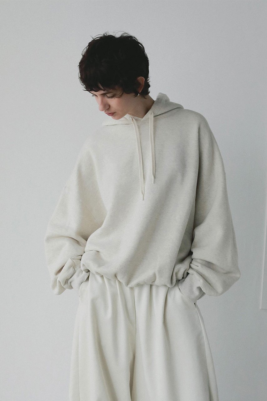 【ハー/HER.】のREMI RELIEF 別注 スウェットパーカー 人気、トレンドファッション・服の通販 founy(ファニー) ファッション Fashion レディースファッション Fashion for Women トップス・カットソー Cut & Sew Tops シャツ・ブラウス・オフィスカジュアル Elegant Blouses & Button-Ups レディースパーカー・カジュアルフーディー Casual Hoodies & Sweatshirts ロングTシャツ・Tシャツ Longline T-Shirts & Tees スウェット・クルーネックトップス Sweatshirts & Crewnecks / Relaxed Fit Sweat Tops カットソー・ベーシックTシャツ Cut-and-Sewn Tops / Stretch Tees & Basics 別注 Limited Edition, Custom Order 新作・新入荷 New Arrivals / New In other-6|ID: prp329100004789324 ipo3291000000034755115